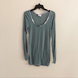 Free People Tunic w/Sparkle Detail Neckline Size L